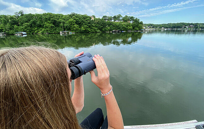 H2O Water Resistant Binoculars, 10x42 Magnification | Bushnell