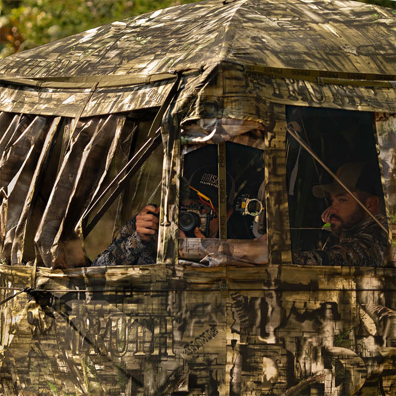 Double Bull Raised Hunting Ground Blind